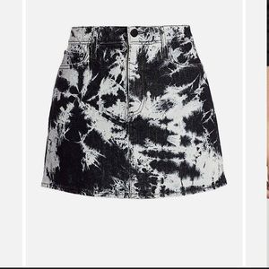 Alice and Olivia mini denim black tie dye skirt